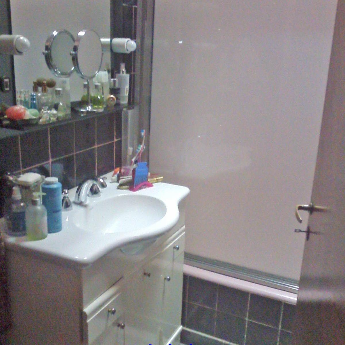 V428 Castelar Venta amplia Casa 7 amb. en dos plantas con cochera