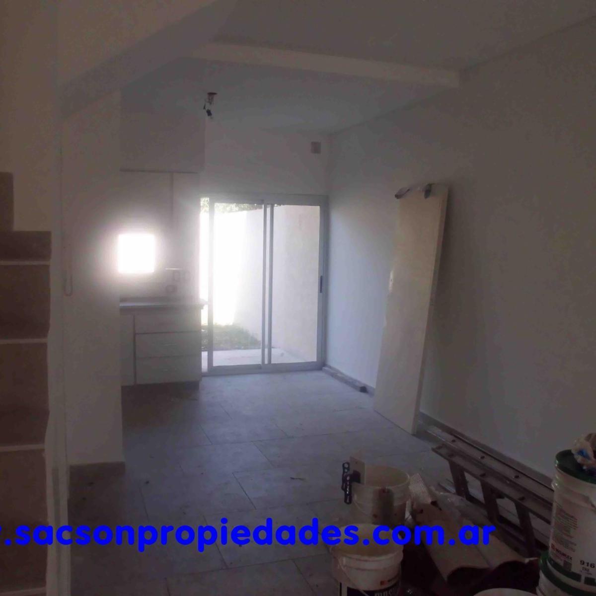 V605 Ituzaingo Duplex a Estrenar 4 Amb. con Cochera y Patio 1