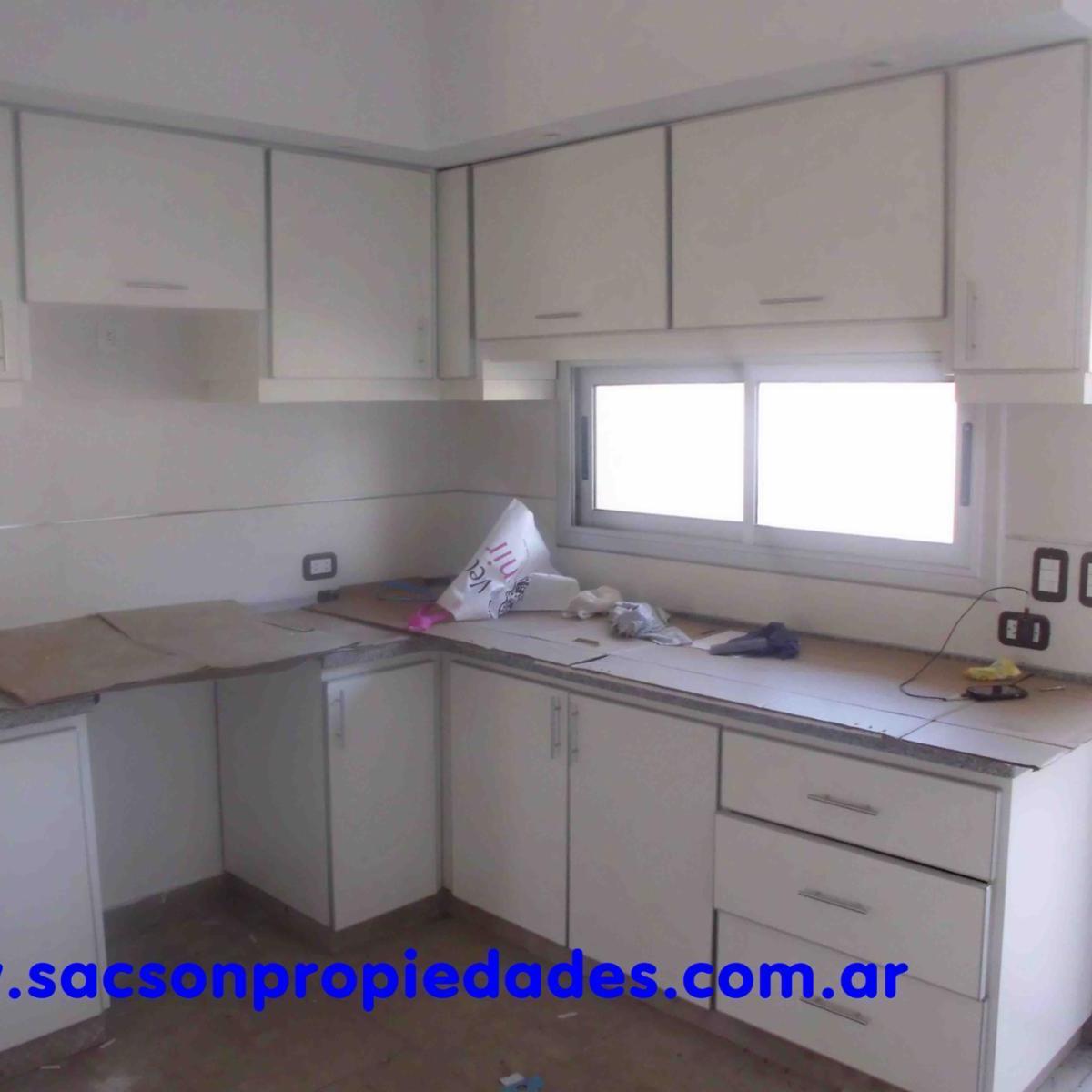V605 Ituzaingo Duplex a Estrenar 4 Amb. con Cochera y Patio 2