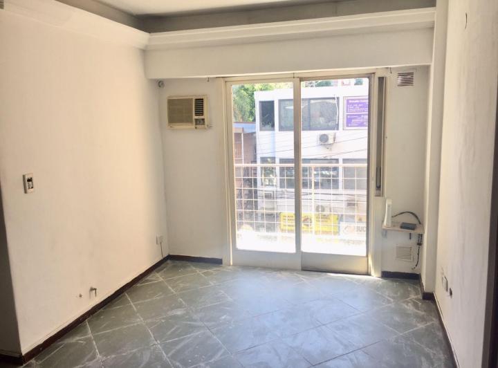 A359 Ramos Mejía - Alquiler céntrico Departamento 2 ambientes mts de Av. de Mayo 1