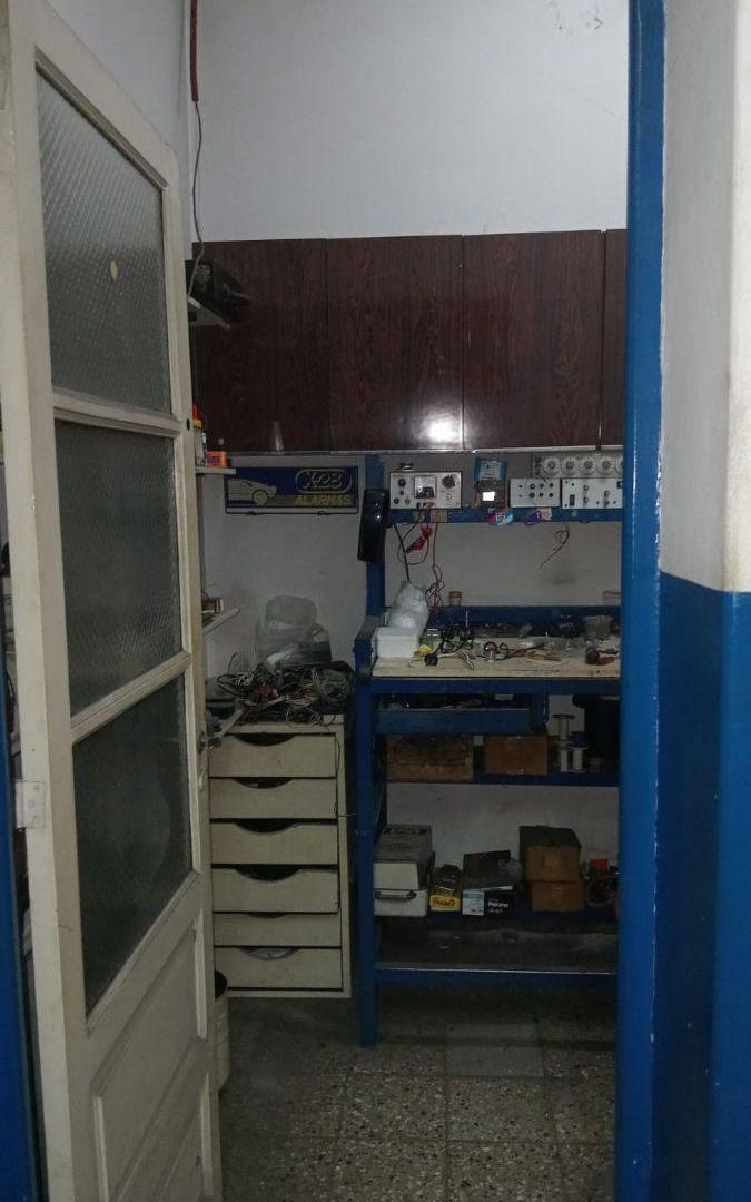 V721 Venta en bloque Ciudadela Casa 4 amb + Dos localeses comerciales