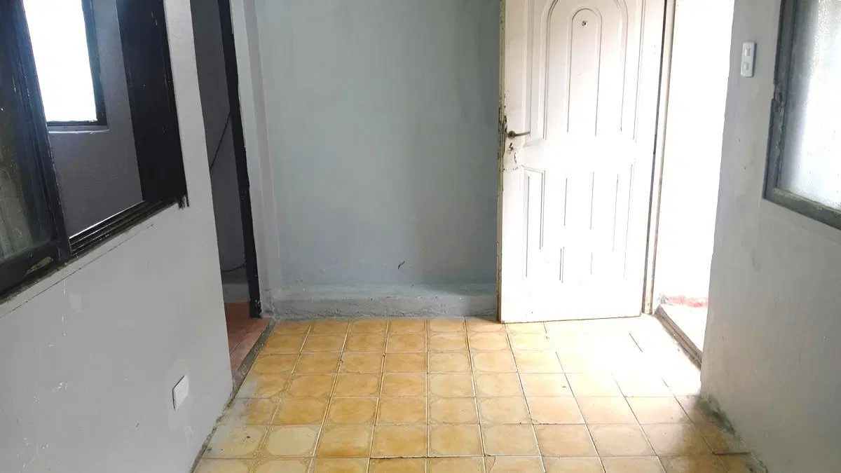 A509 San Justo Alquiler económico PH Departamento 2 amb. con Terraza Sin expensas 1
