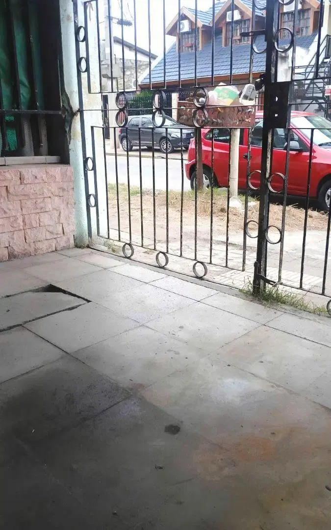 A509 San Justo Alquiler económico PH Departamento 2 amb. con Terraza Sin expensas 2