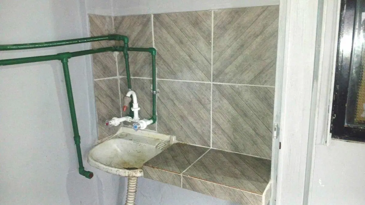 A509 San Justo Alquiler económico PH Departamento 2 amb. con Terraza Sin expensas 8