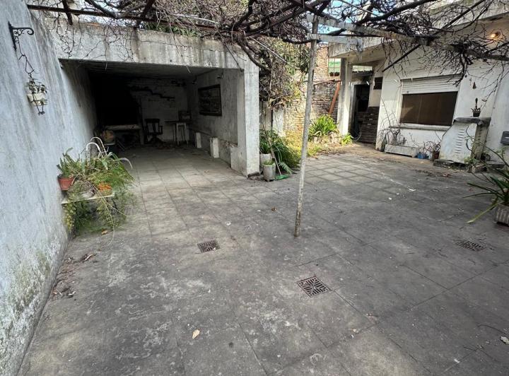 Venta de casa 4 ambientes en Hurlingham  4