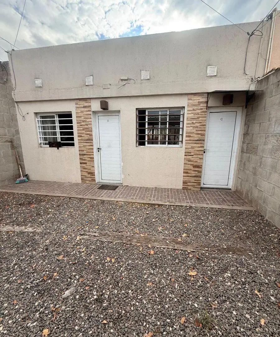 Departamento 2 ambientes en alquiler en William Morris 2