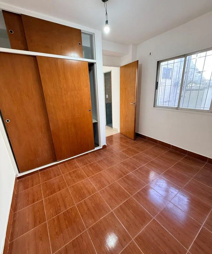 ALQUILER Departamento de 65 m² con 2 dormitorios en Villa Tesei 5