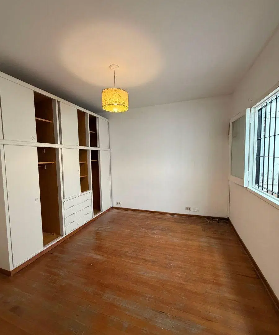 Casa con 2 dormitorios en alquiler en Villa Tesei 8