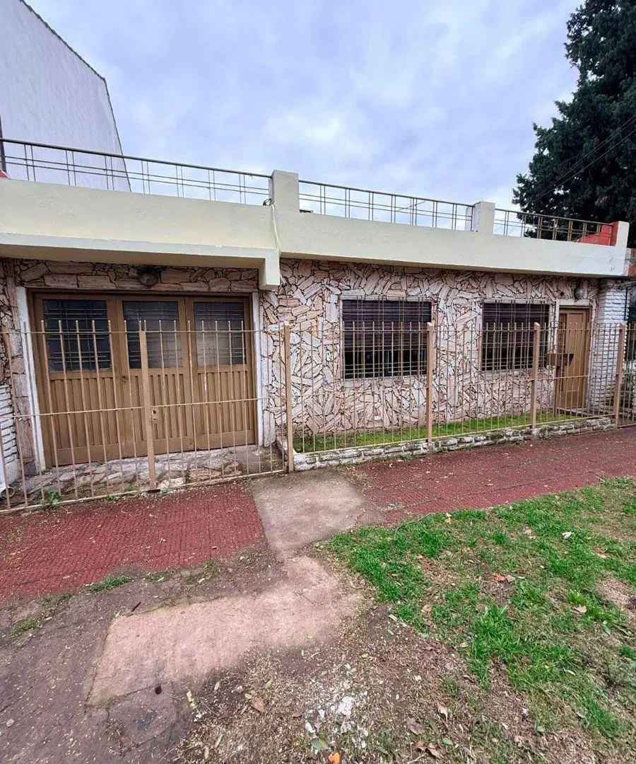 PH con 2 dormitorios en venta y alquiler en Hurlingham 3