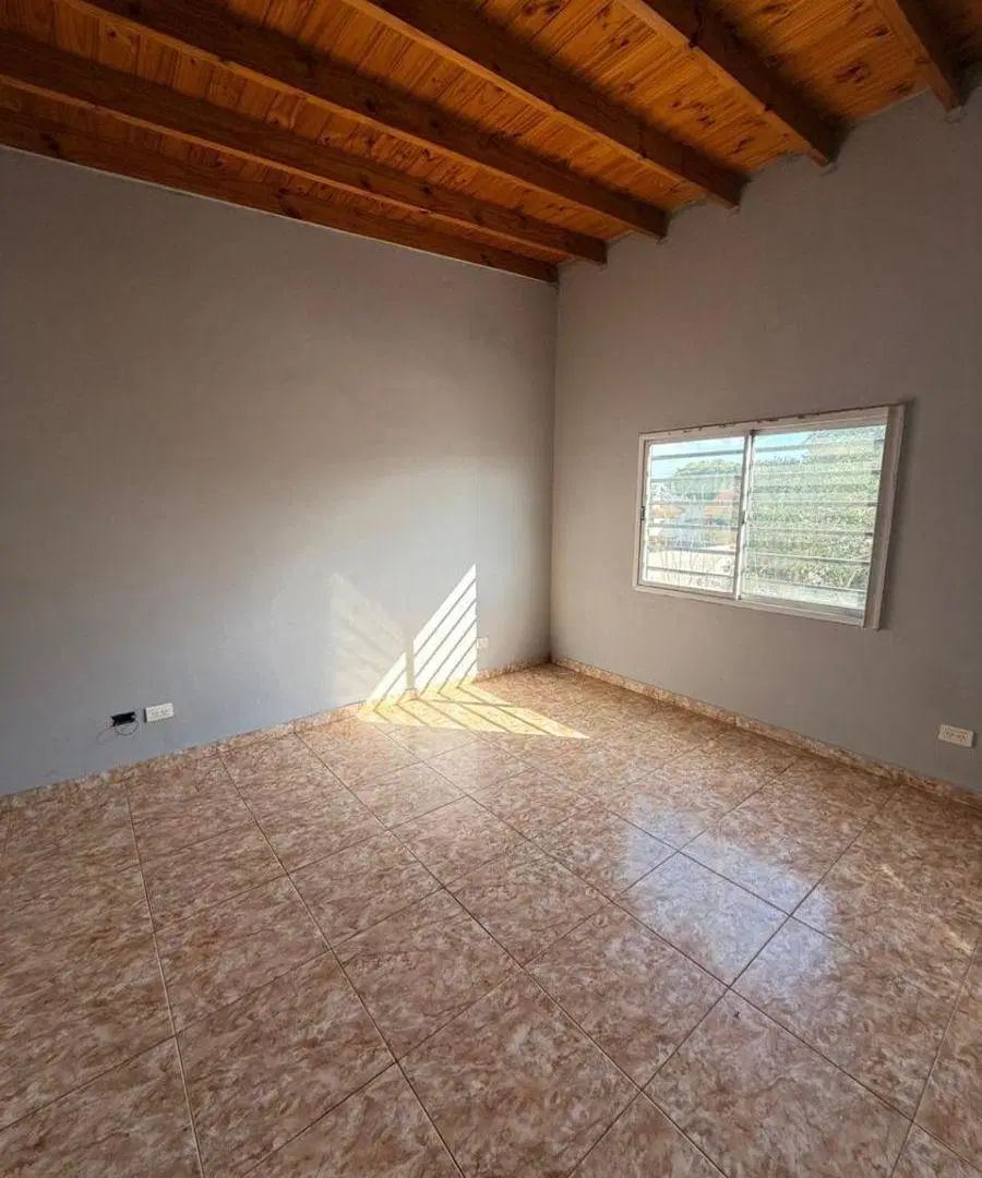 Departamento con 1 dormitorio en alquiler en Hurlingham 3