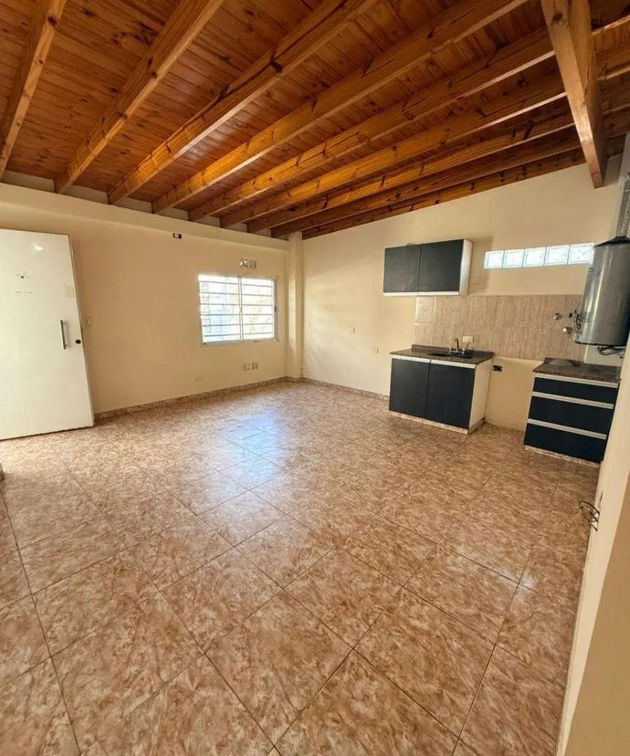 Departamento con 1 dormitorio en alquiler en Hurlingham 1