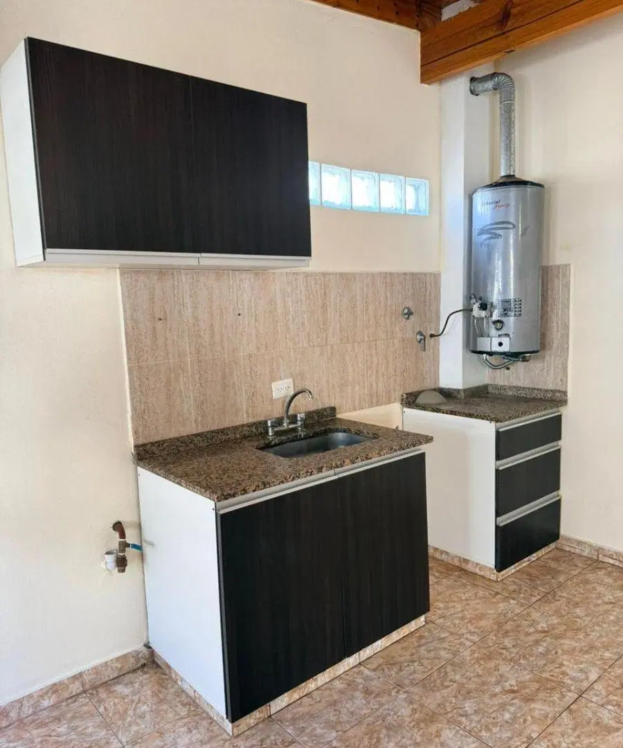 Departamento con 1 dormitorio en alquiler en Hurlingham 4