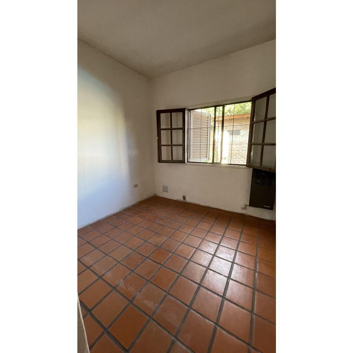 Oportunidad! Casa en Fisherton 4