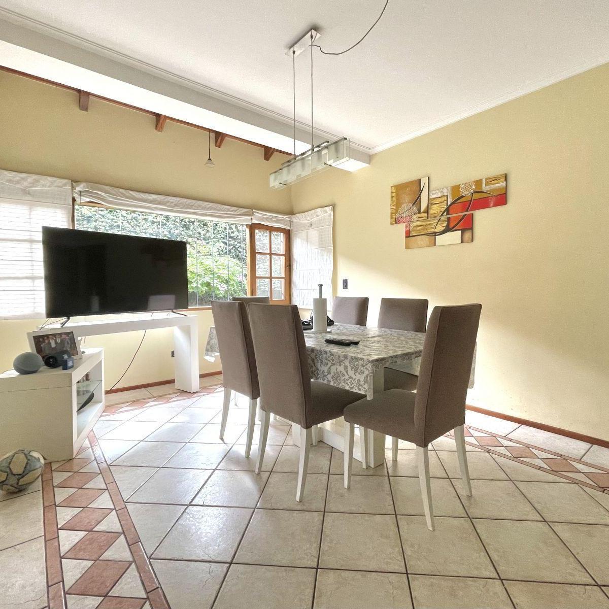 Casa en Fisherton con Gran Parque 4