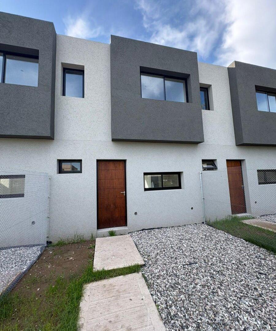 Foto de Duplex a estrenar en venta de 2 dormitorios en Tierra Nueva!, imagen 1