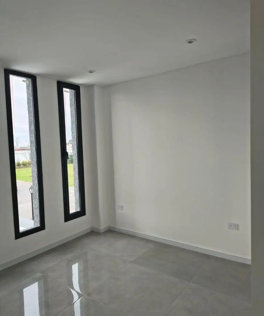 Casa de 600 m² con 3 dormitorios en venta en San Ramón 5