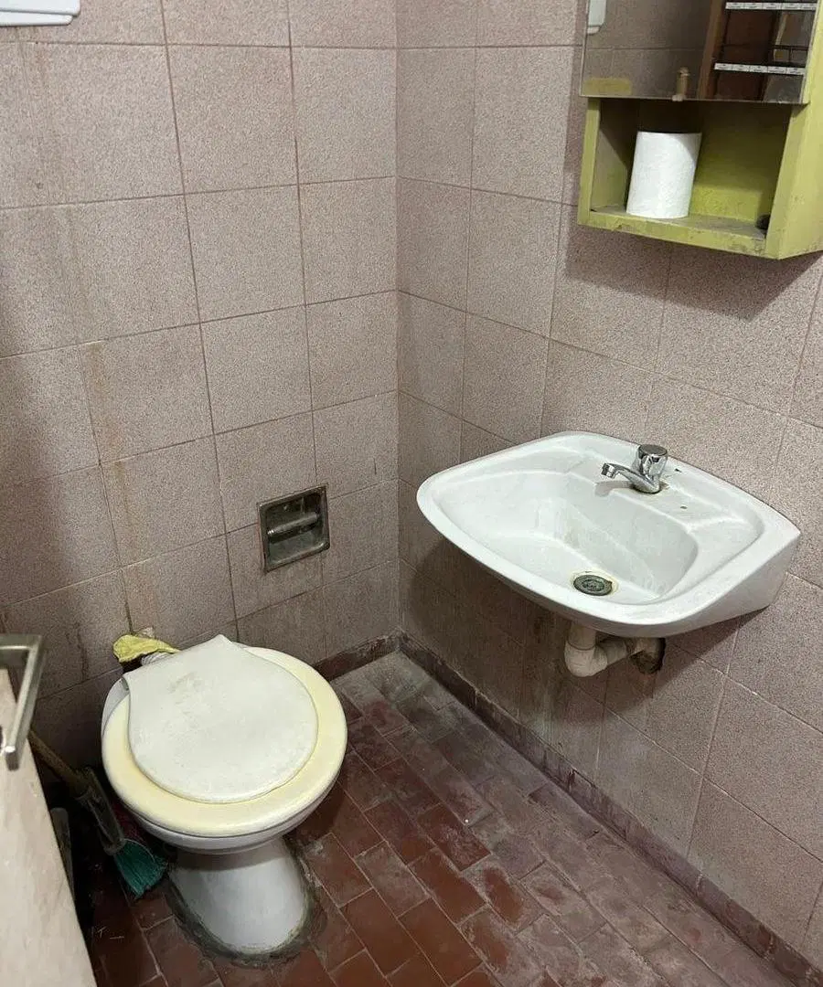 RESERVADO ALQUILER LOCAL COMERCIAL ZONA CENTRO CIUDAD JARDIN 4