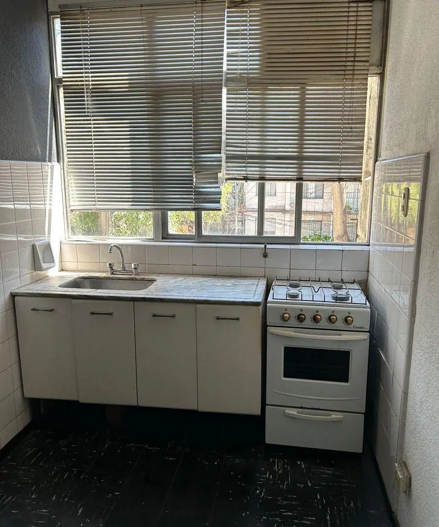 ALQUILER Departamento de 2 ambientes en piso 1 al frente 2