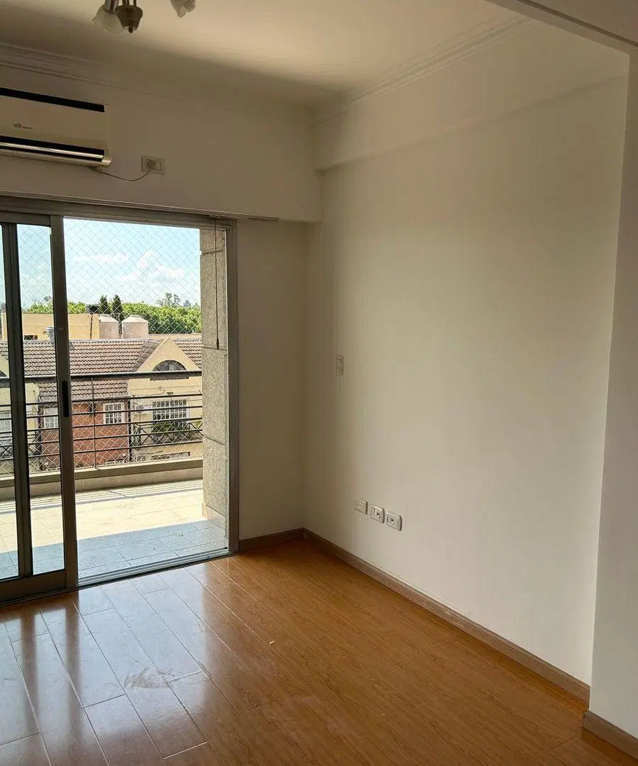 ALQUILADOALQUILER DE EXCELENTE DEPARTAMENTO DE 3 AMBIENTES 5