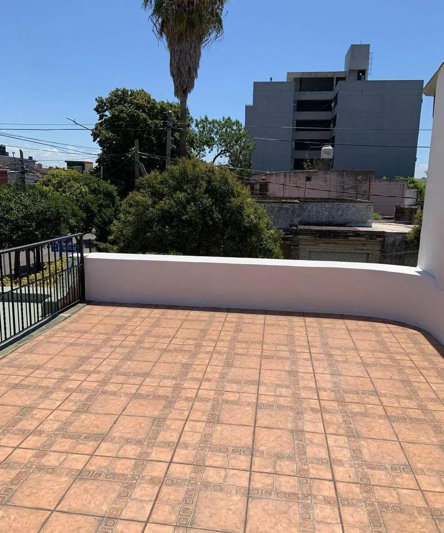 VENTA PH EN 2 PLANTAS EXCELENTE ESTADO .M.CORONADO 5