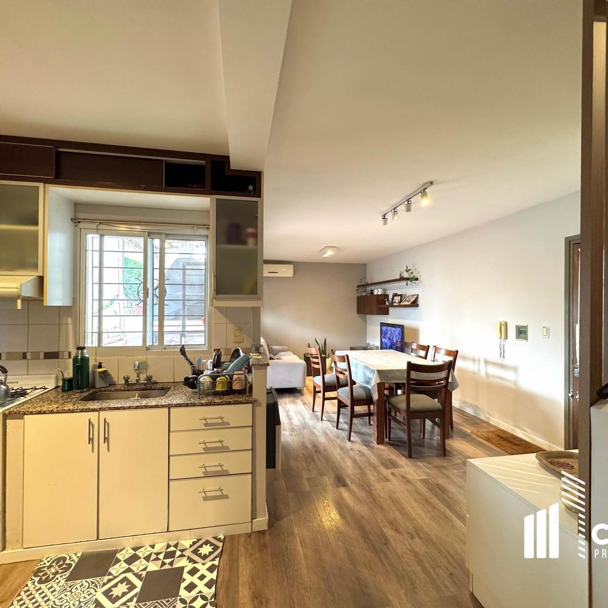 En Venta Dúplex 3 Dorm. Interno con Terraza Alberdi 5