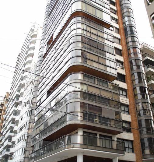 Venta dpto. 4 dormitorios vistas únicas al río Barrio Martin 4