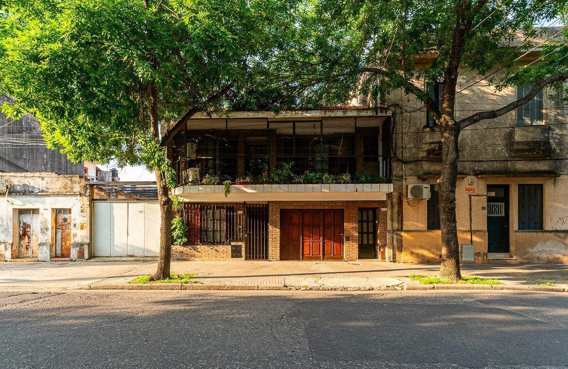 Venta Casa 3 dormitorios con cochera y patio Abasto Rosario