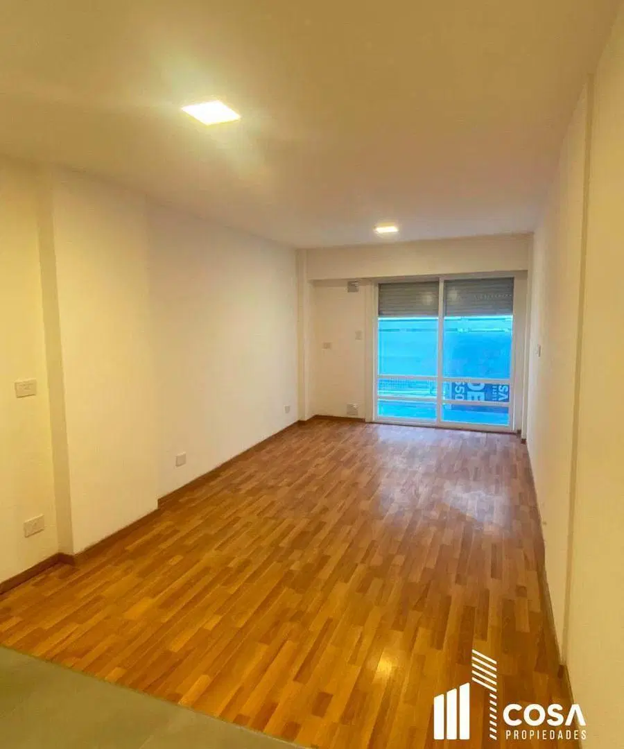 Venta Departamento 1 ambiente con cochera a metros del río Centro Rosario 4