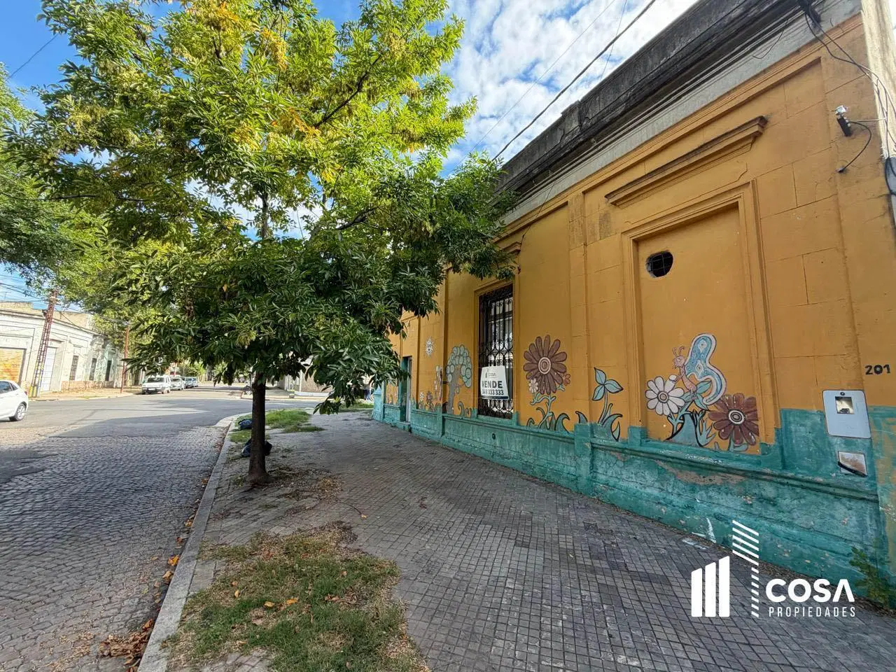Venta Casa a refaccionar Refinerias Rosario 2