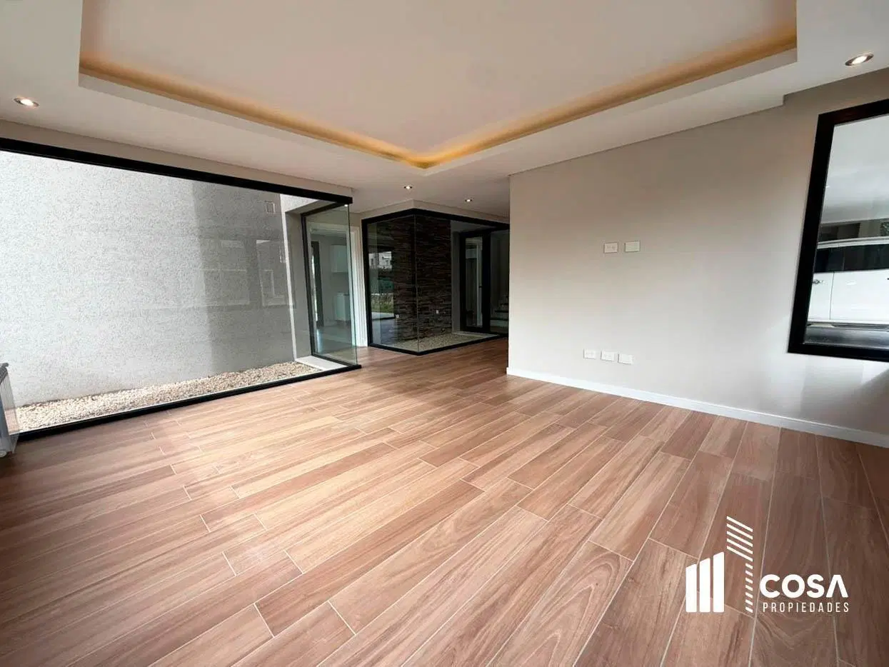Venta Casa 3 dormitorios a estrenar Funes Hills Cadaques 5