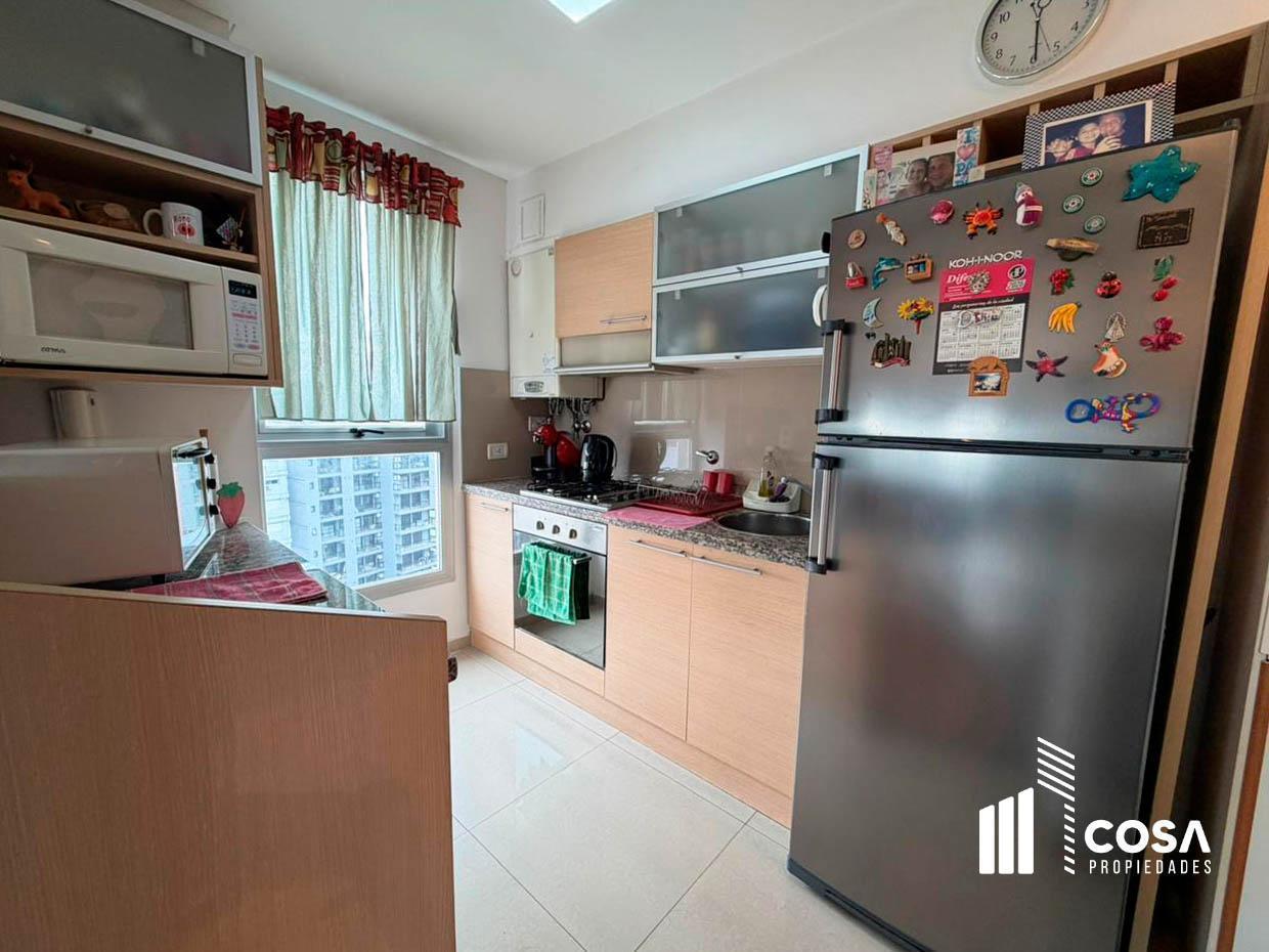 Foto de Alquiler Departamento 2 dormitorios con cochera Abasto Rosario, imagen 2