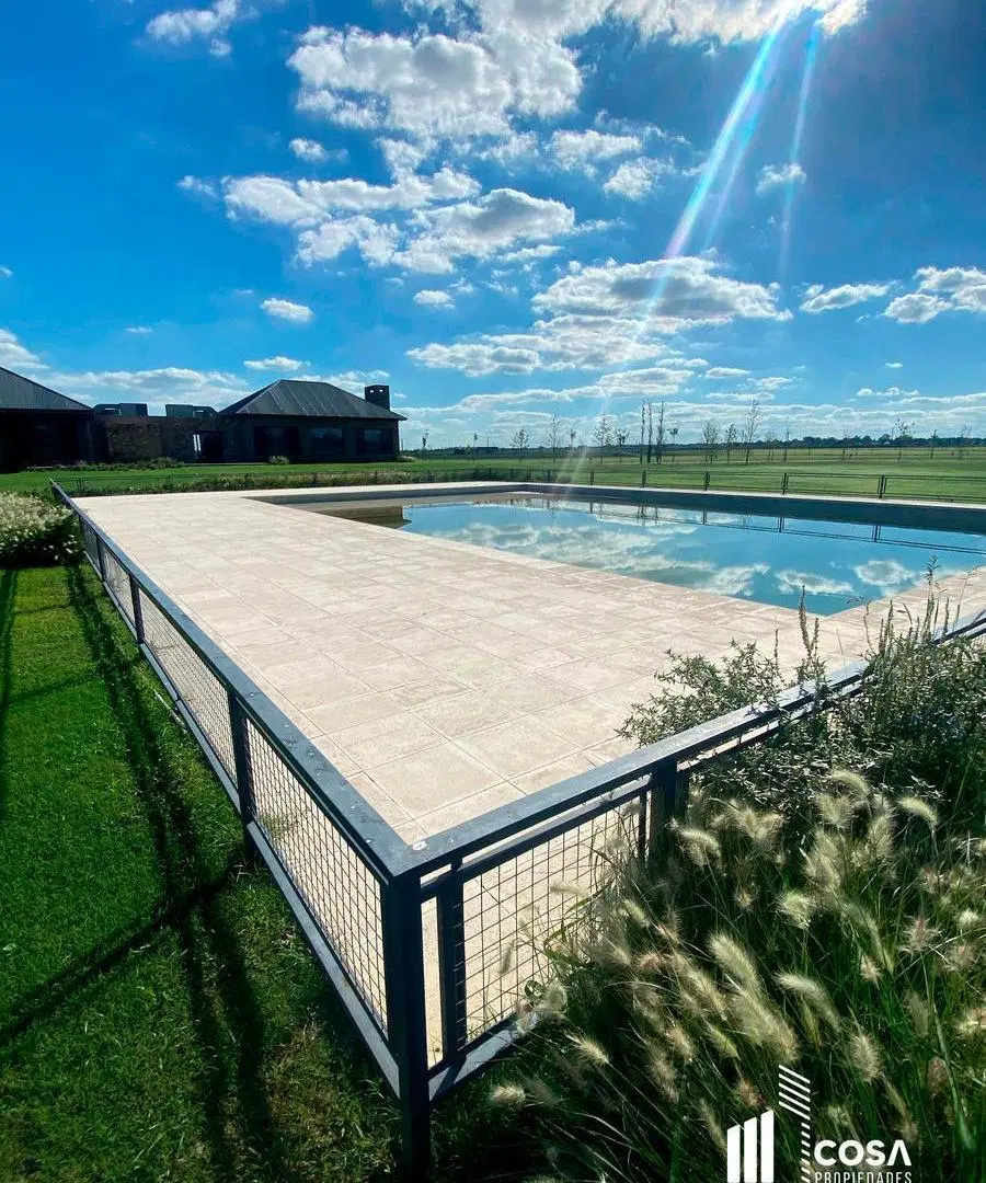 Terreno en venta La Finca Country Club Funes Santa Fe 1
