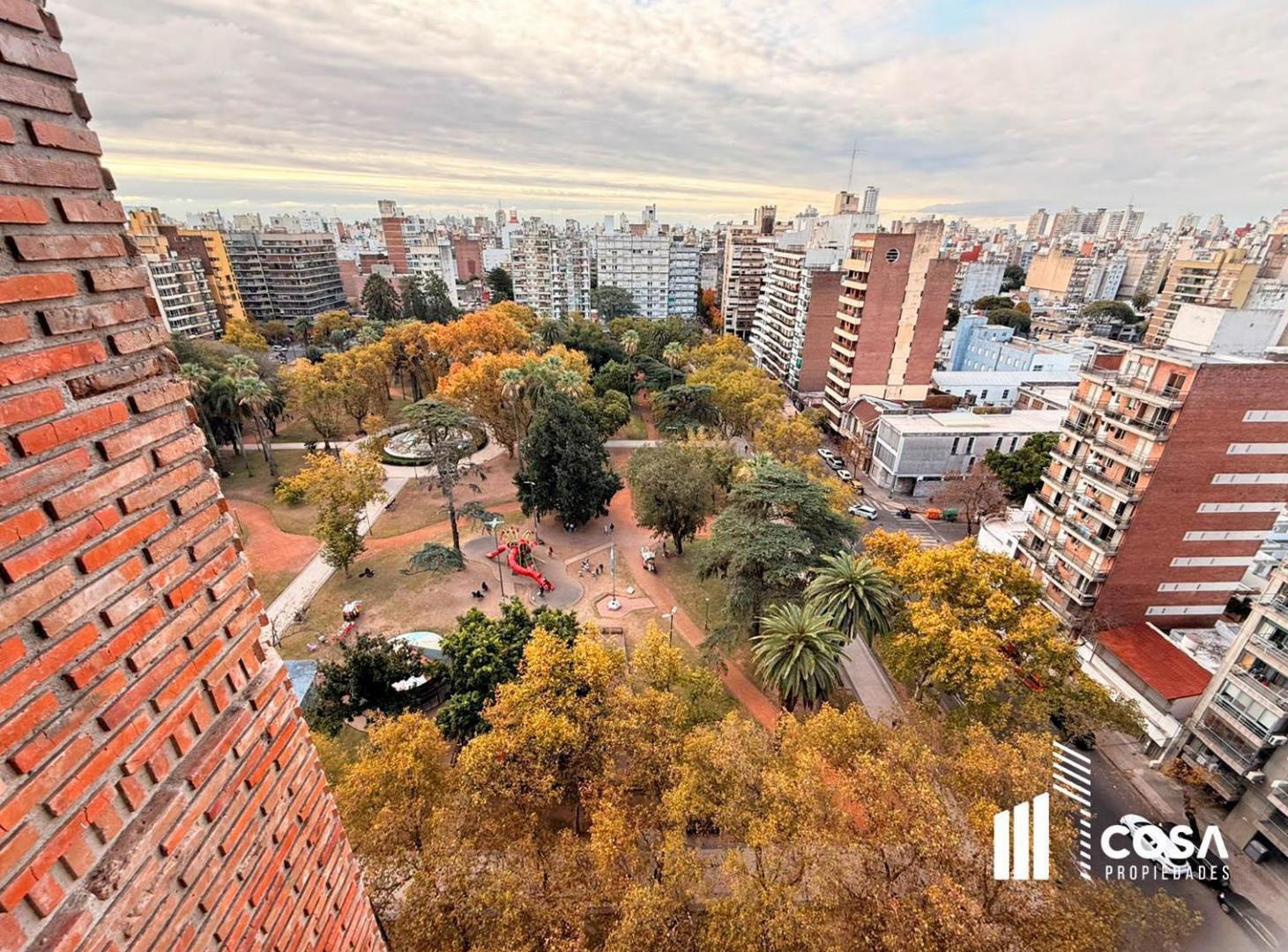 Venta Departamento dúplex 3 dormitorios con vista despejada Abasto Rosario