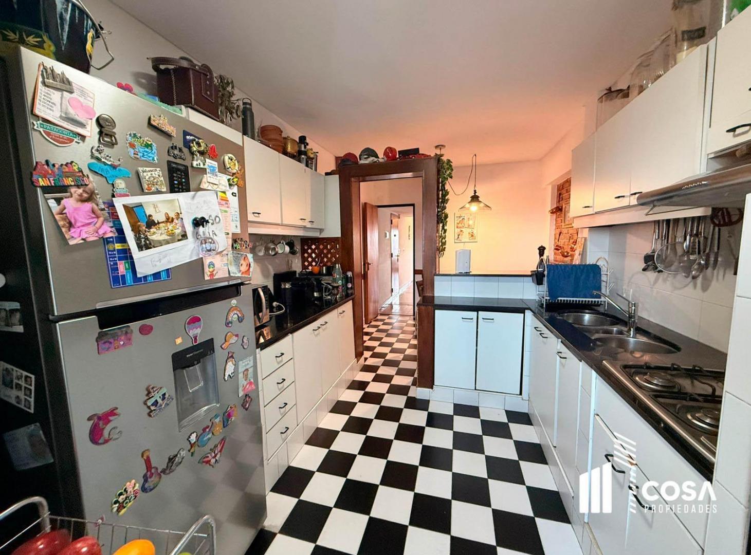 Venta Departamento dúplex 3 dormitorios con vista despejada Abasto Rosario