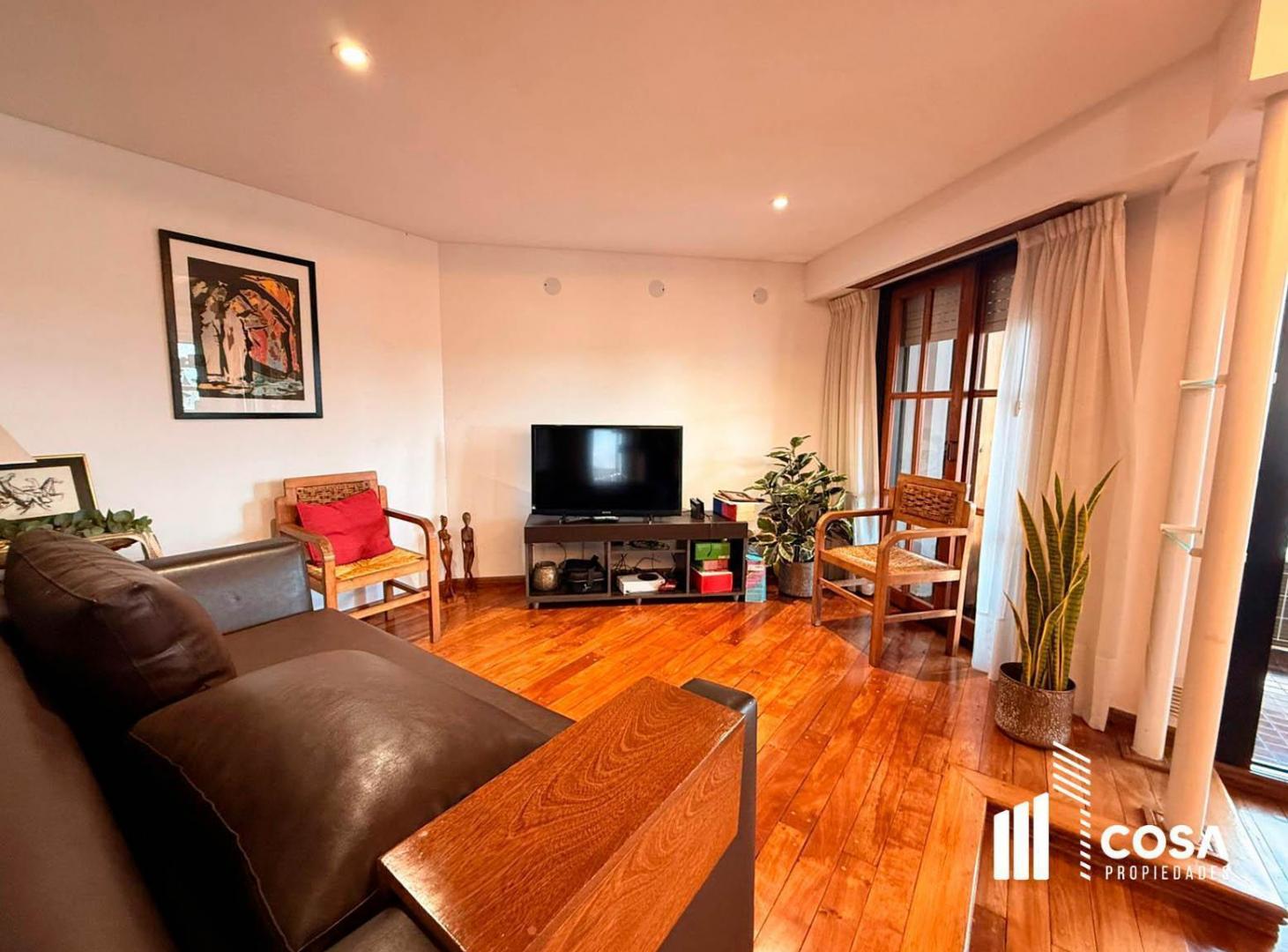 Venta Departamento dúplex 3 dormitorios con vista despejada Abasto Rosario