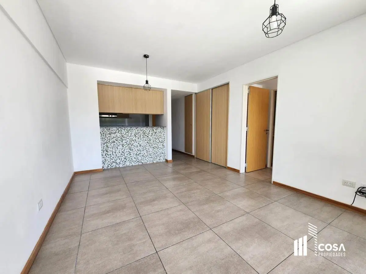 Alquiler Departamento 1 dormitorio con balcón al frente Luis Agote Rosario 1