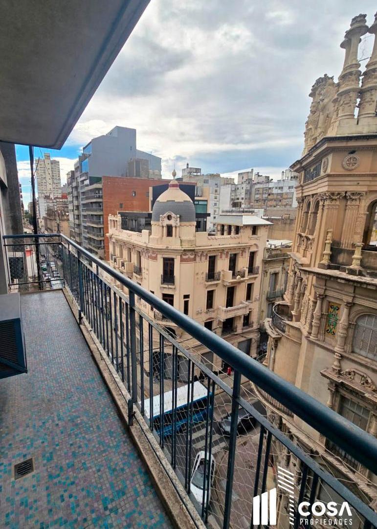Venta Departamento 2 dormitorios ubicado estratégicamente Centro Rosario Santa Fe