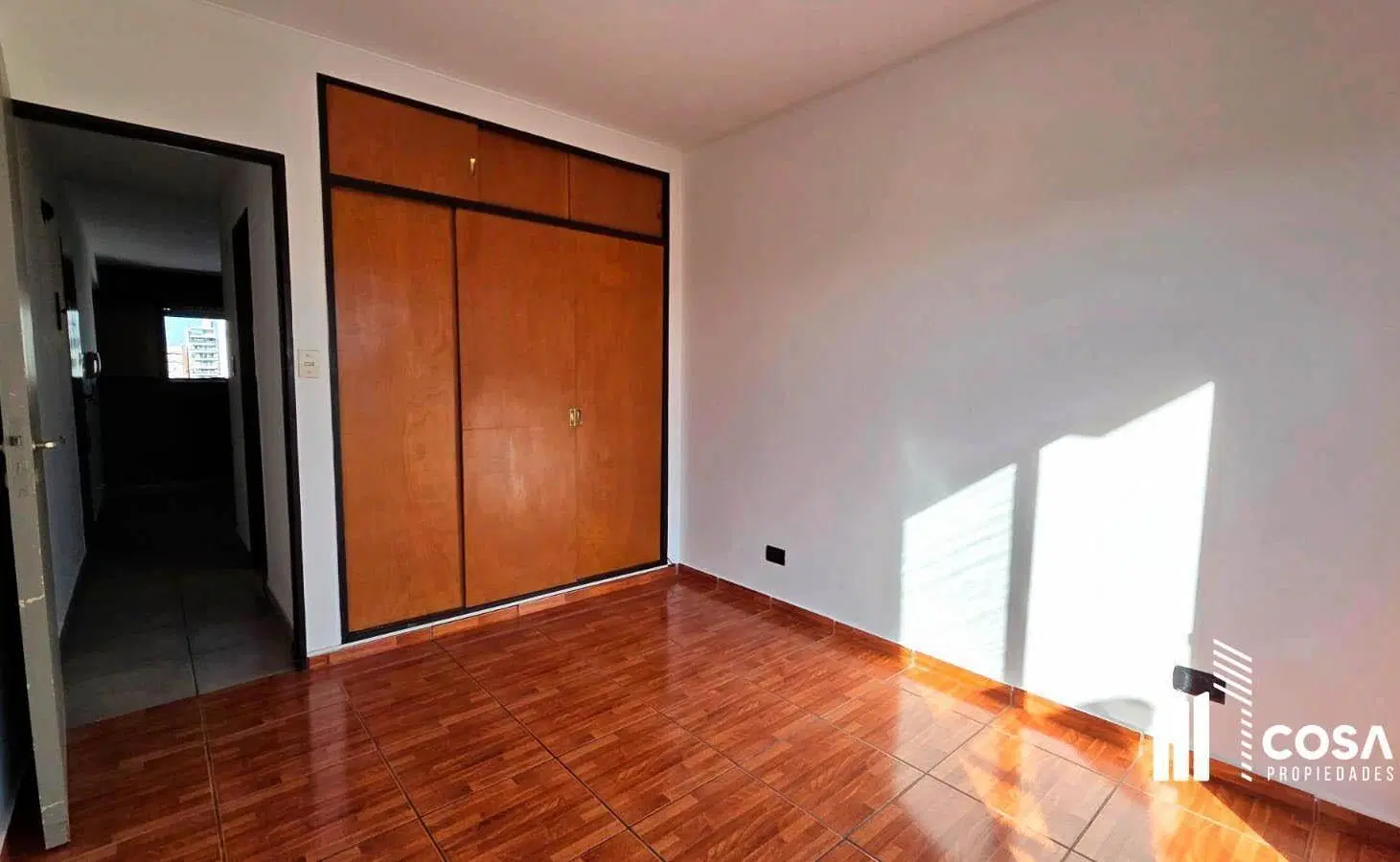Venta Departamento 1 dormitorio excelente luz natural Lourdes Rosario 4