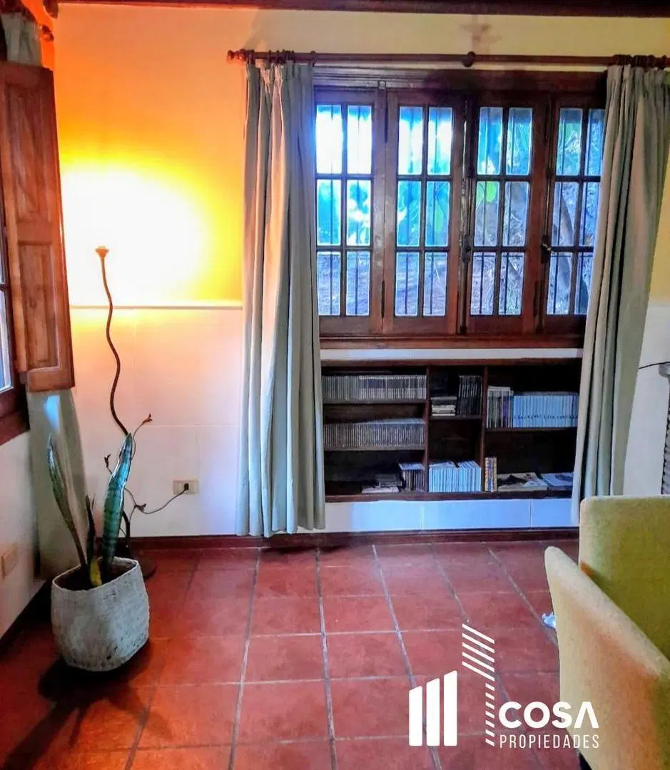 Venta Casa 3 dormitorios con patio Echesortu Rosario 2