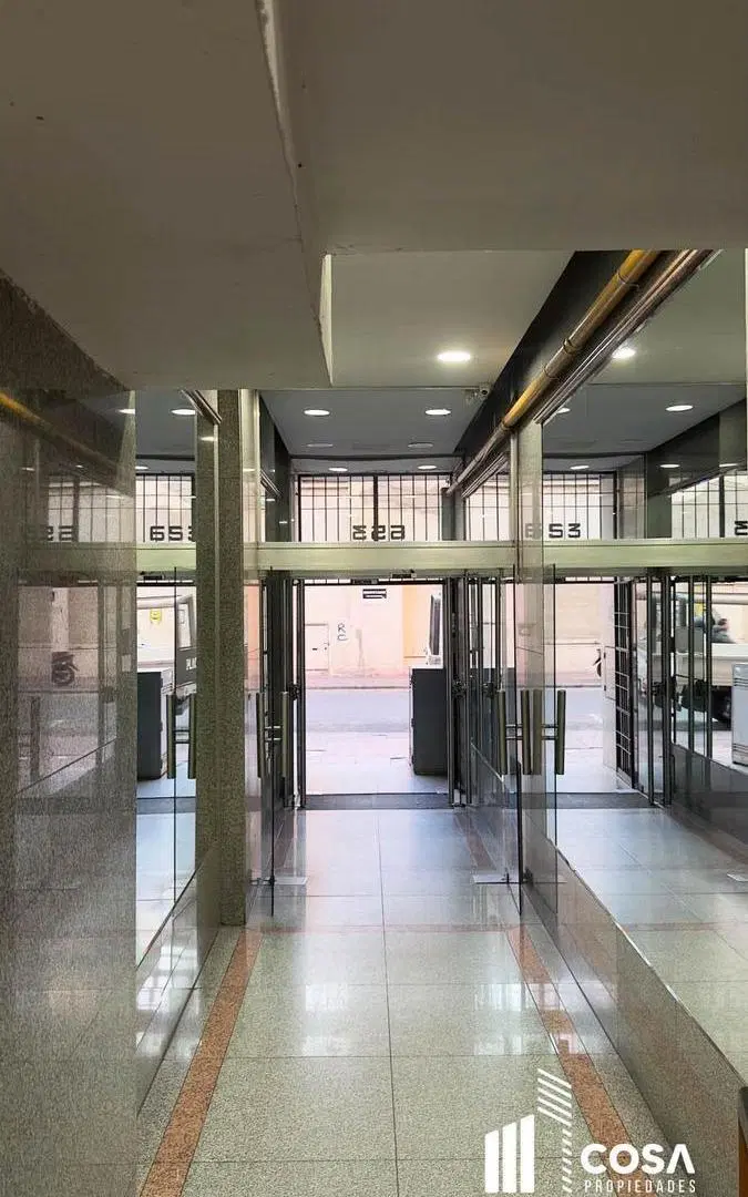 Venta Oficina excelente luz natural Centro Rosario Santa Fe 4