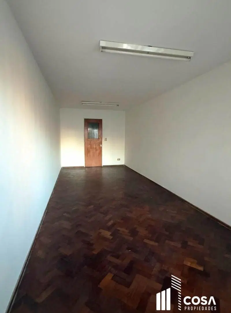 Venta Oficina excelente luz natural Centro Rosario Santa Fe 3