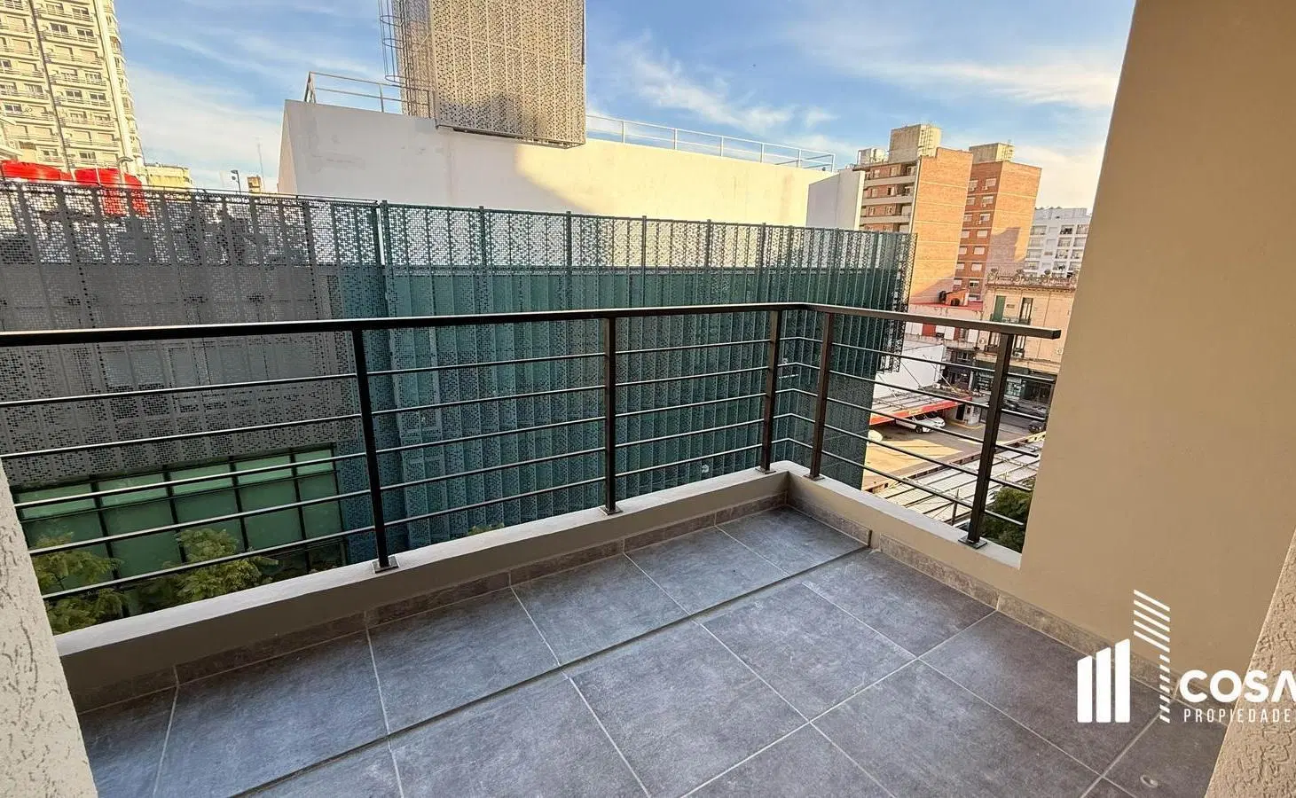 Venta Departamento 2 dormitorios con cochera Centro Rosario 4