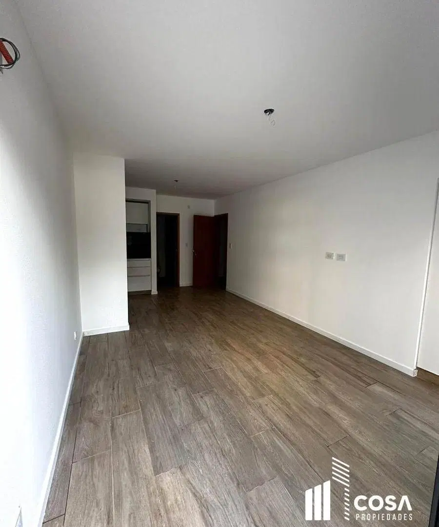 Venta Departamento Monoambiente con patio y parrilla Abasto Rosario 8