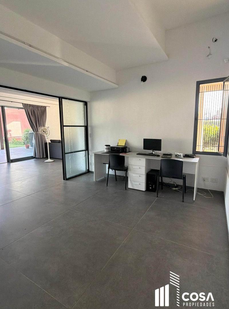 Foto de Venta Casa 3 dormitorios con jardín parquizado a estrenar, imagen 1