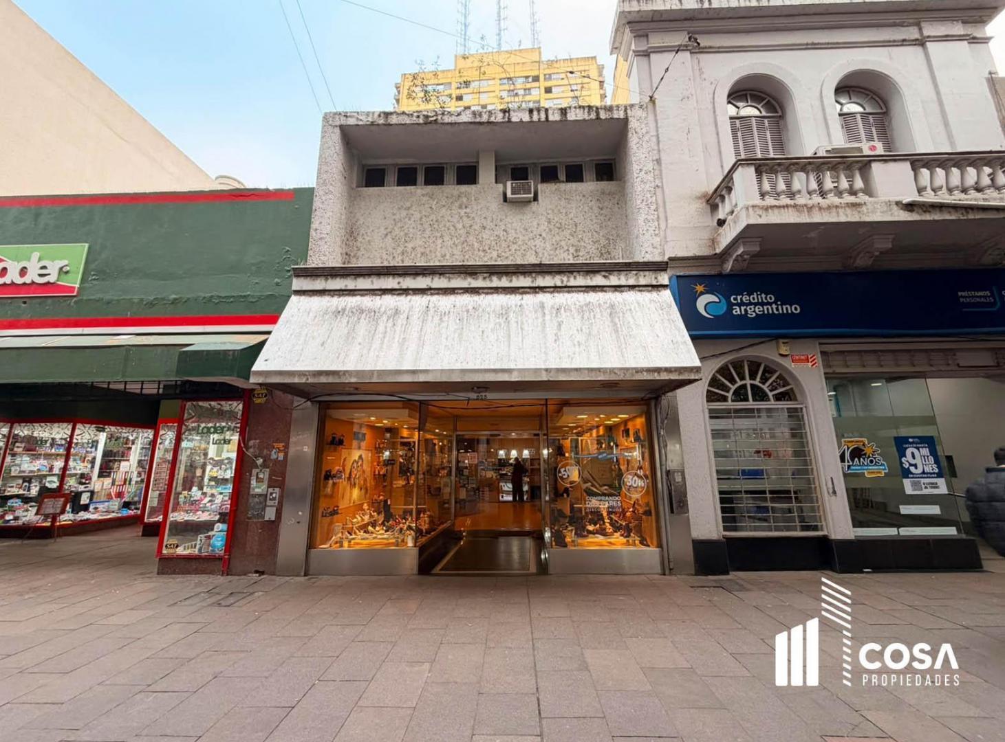 Foto de Alquiler Local comercial de grandes dimensiones con terraza Centro, imagen 5