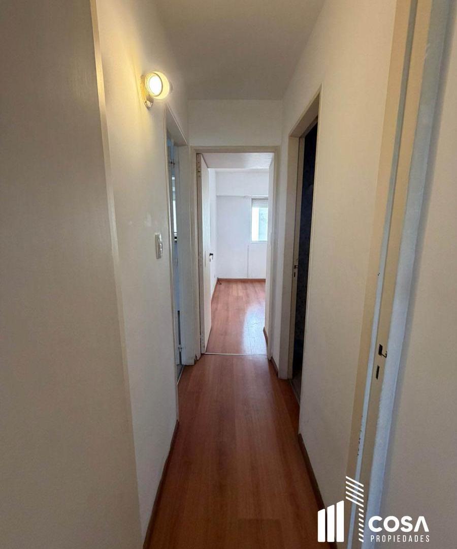 Foto de Alquiler Departamento 2 dormitorios con cochera Centro Rosario Santa Fe, imagen 1