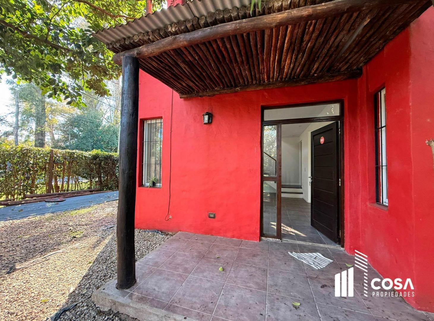 Foto de Alquiler Casa 2 dormitorios con jardín y galería Funes Santa Fe, imagen 2