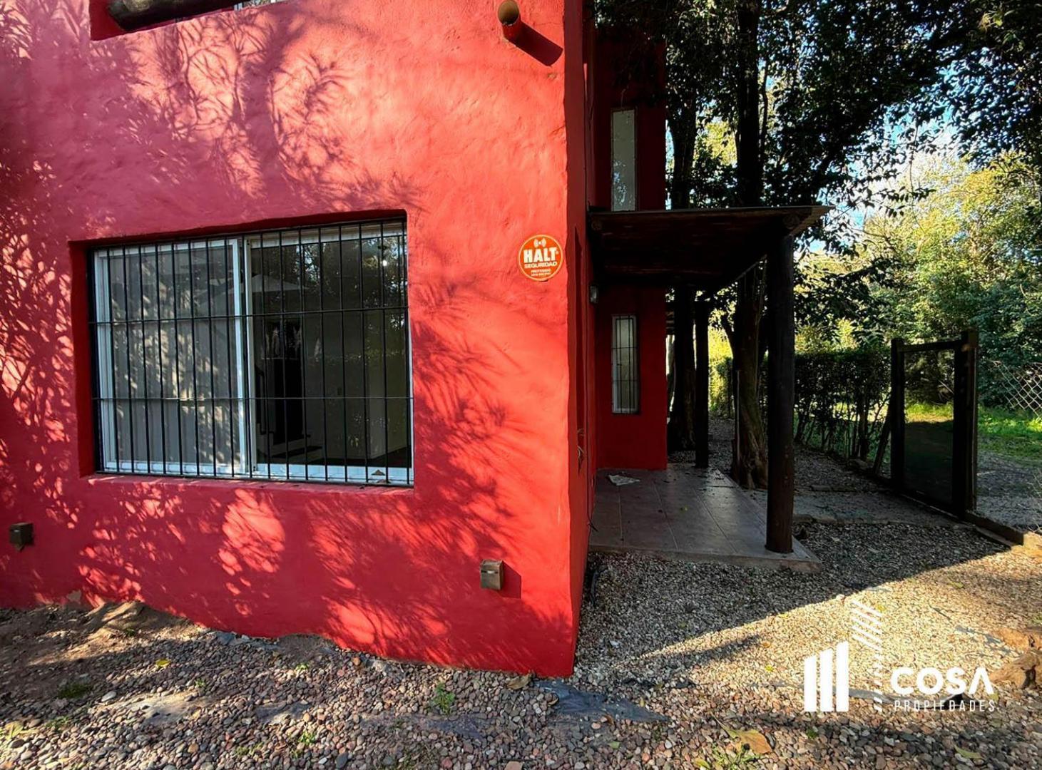 Foto de Alquiler Casa 2 dormitorios con jardín y galería Funes Santa Fe, imagen 4