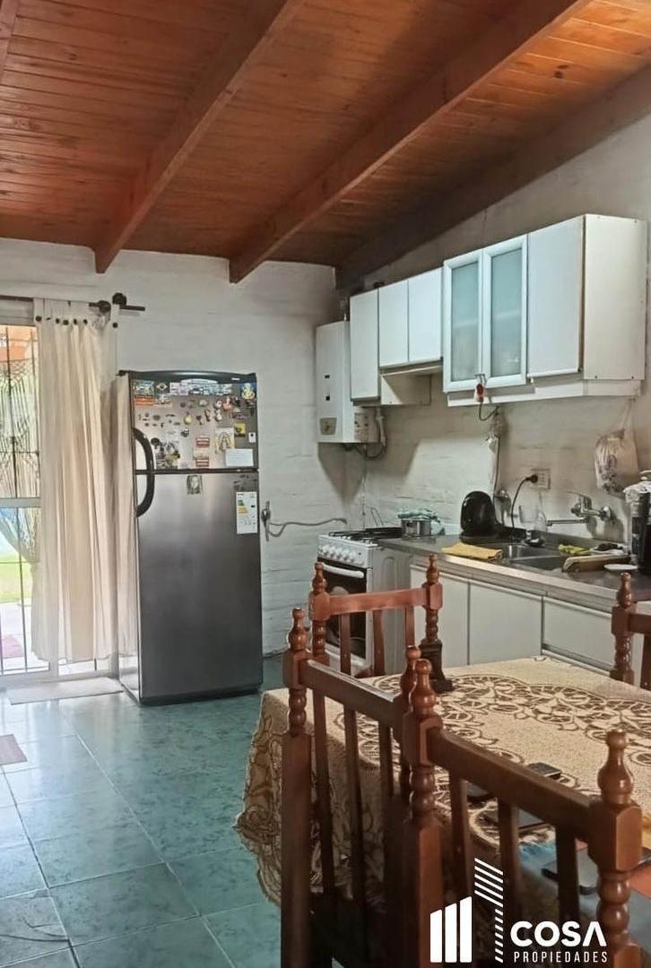 Foto de Venta Casa 2 dormitorios con jardín y pileta Barrio los Solares Funes, imagen 4