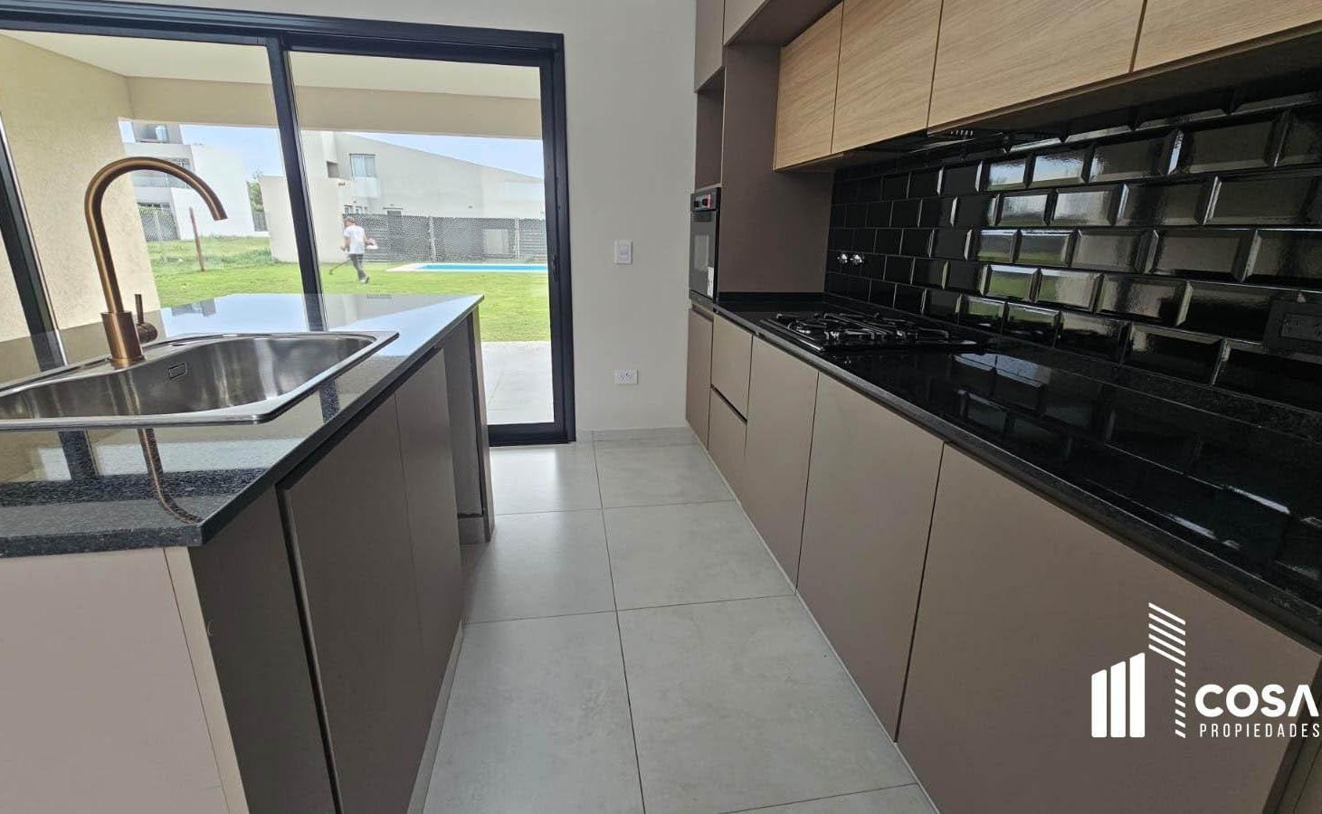 Foto de Venta Casa 3 dormitorios Don Mateo Funes Santa Fe, imagen 5